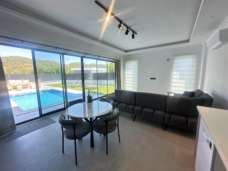 Villa Lavinya 1